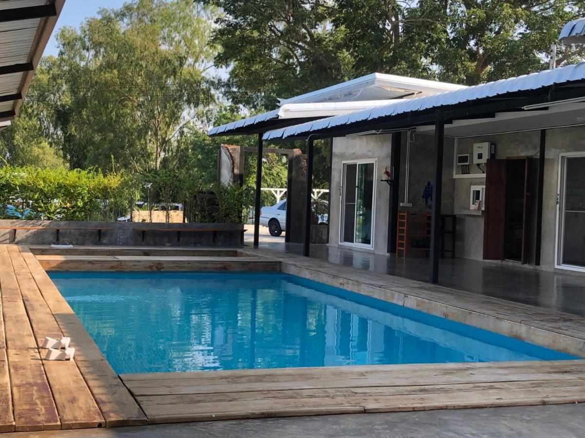 Solarcell Private Homestay - โซล่าเซลล์ไพรเวทโฮมสเตย์ Утай Тани Екстериор снимка